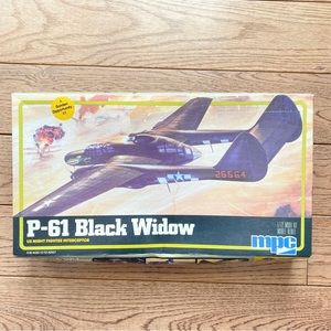 MPC P-61 Black Widow 1/72 scale model kit 1-4303 open box. Complete. See Photos